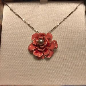 A Rose For You with rare Silver Pearl